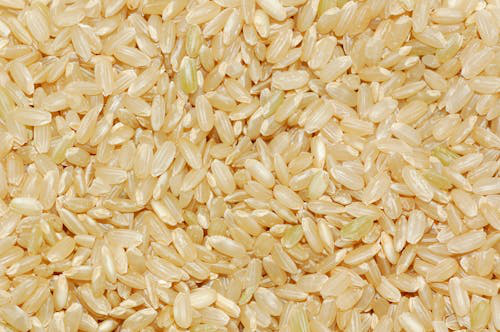 White rice grains in close-up photography